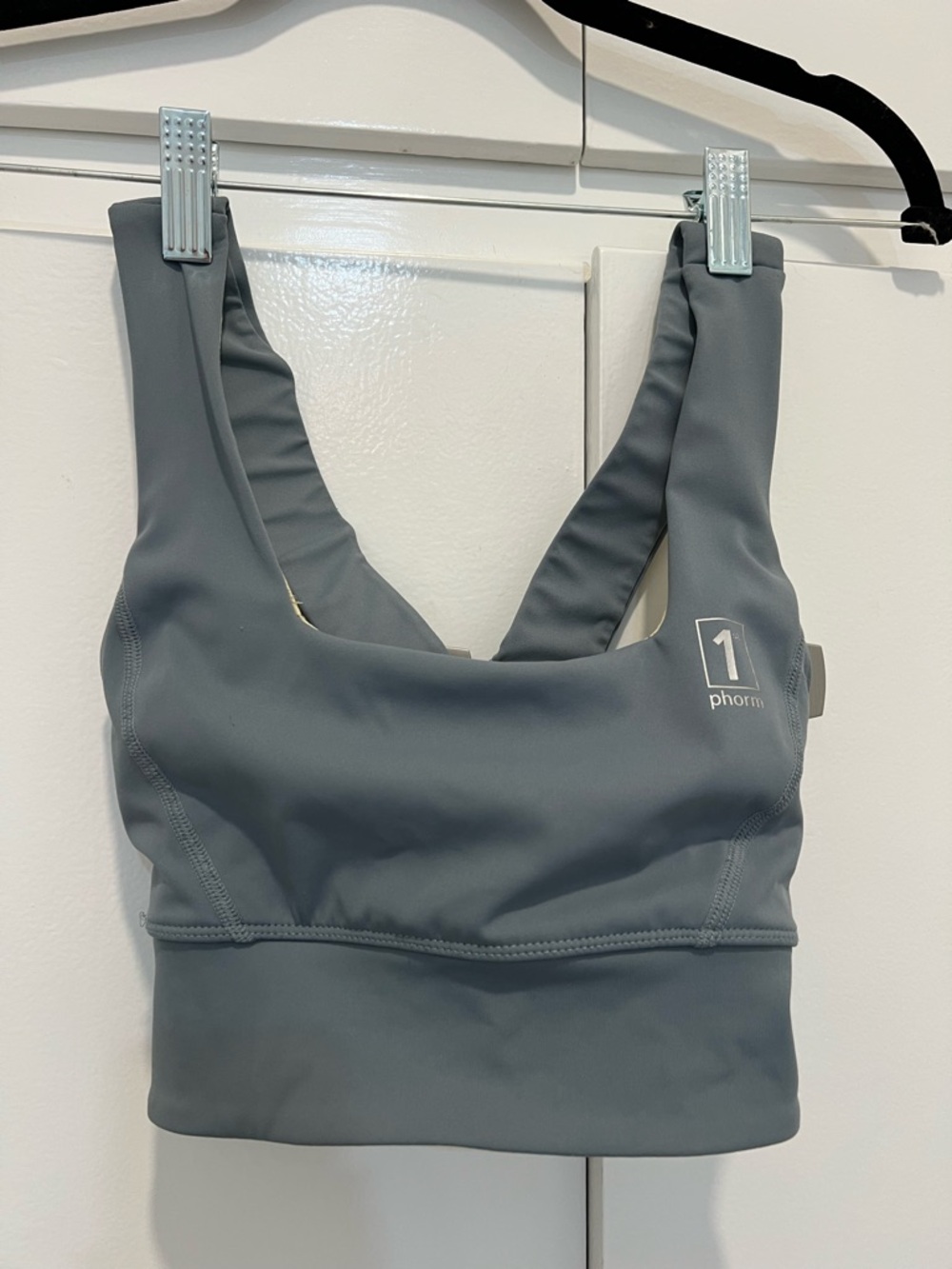 WOMEN'S SOLSTICE BRA
High-Support Sports Bra in grey